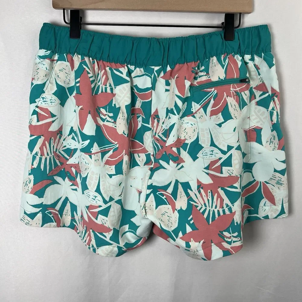 THE NORTH‎ FACE Women's Floral Print Flashdry Shorts Size LARGE